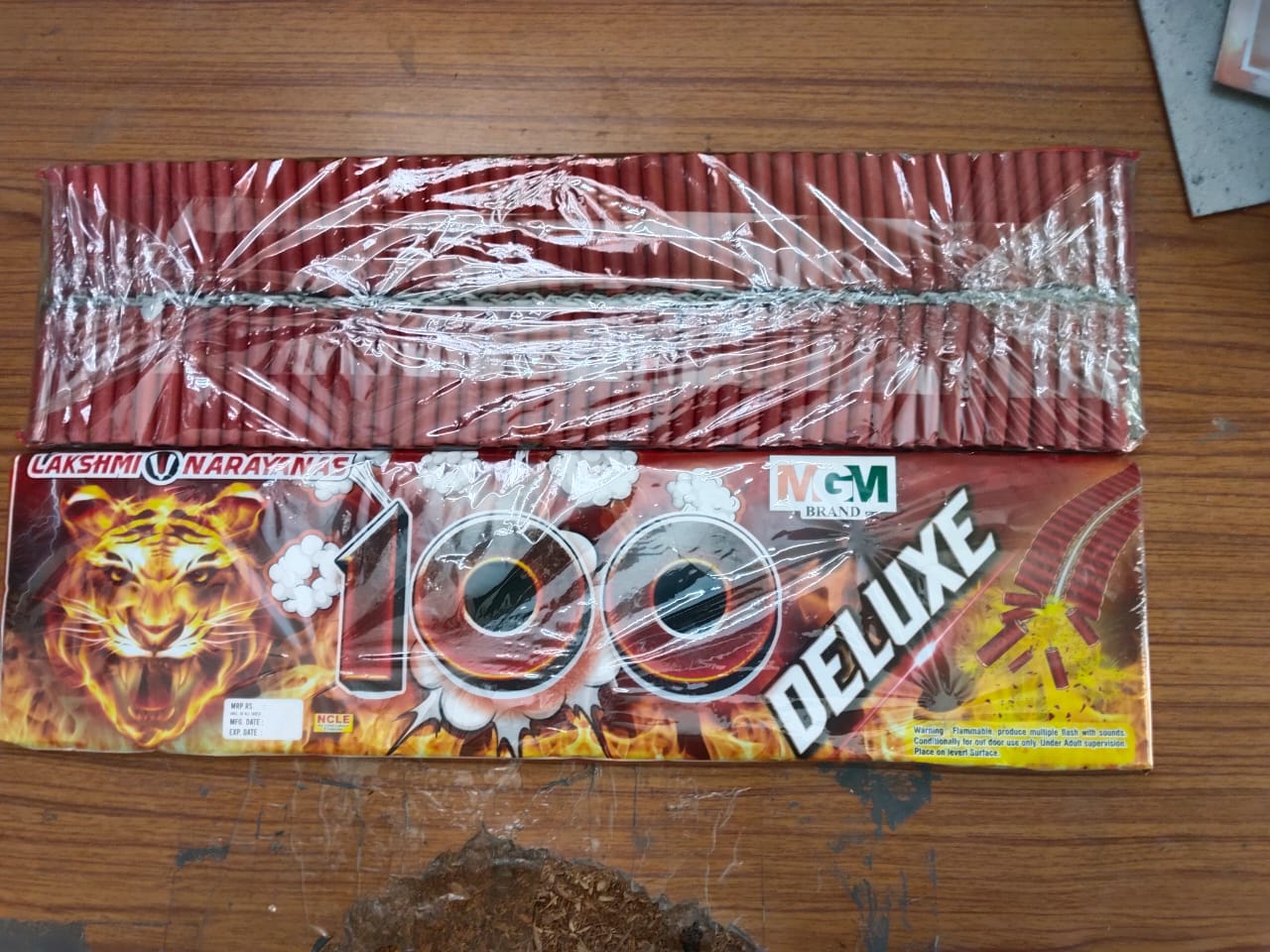 Krish Crackers EK SAU Dlx 100D
